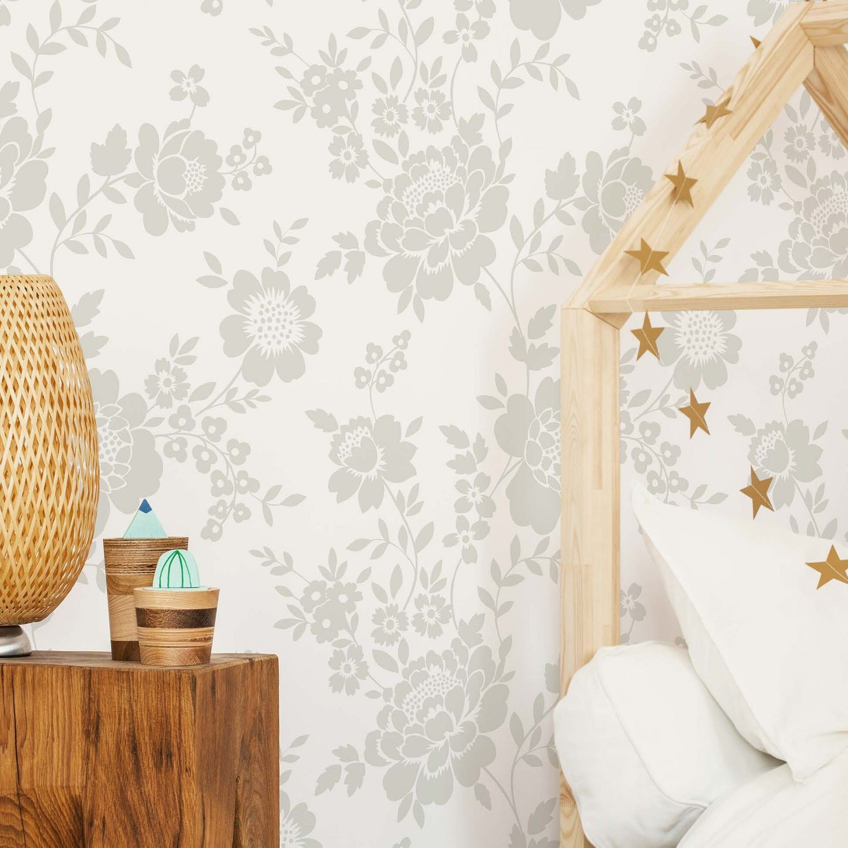 Kingsly Wallpaper by Trabeth gallery detail image