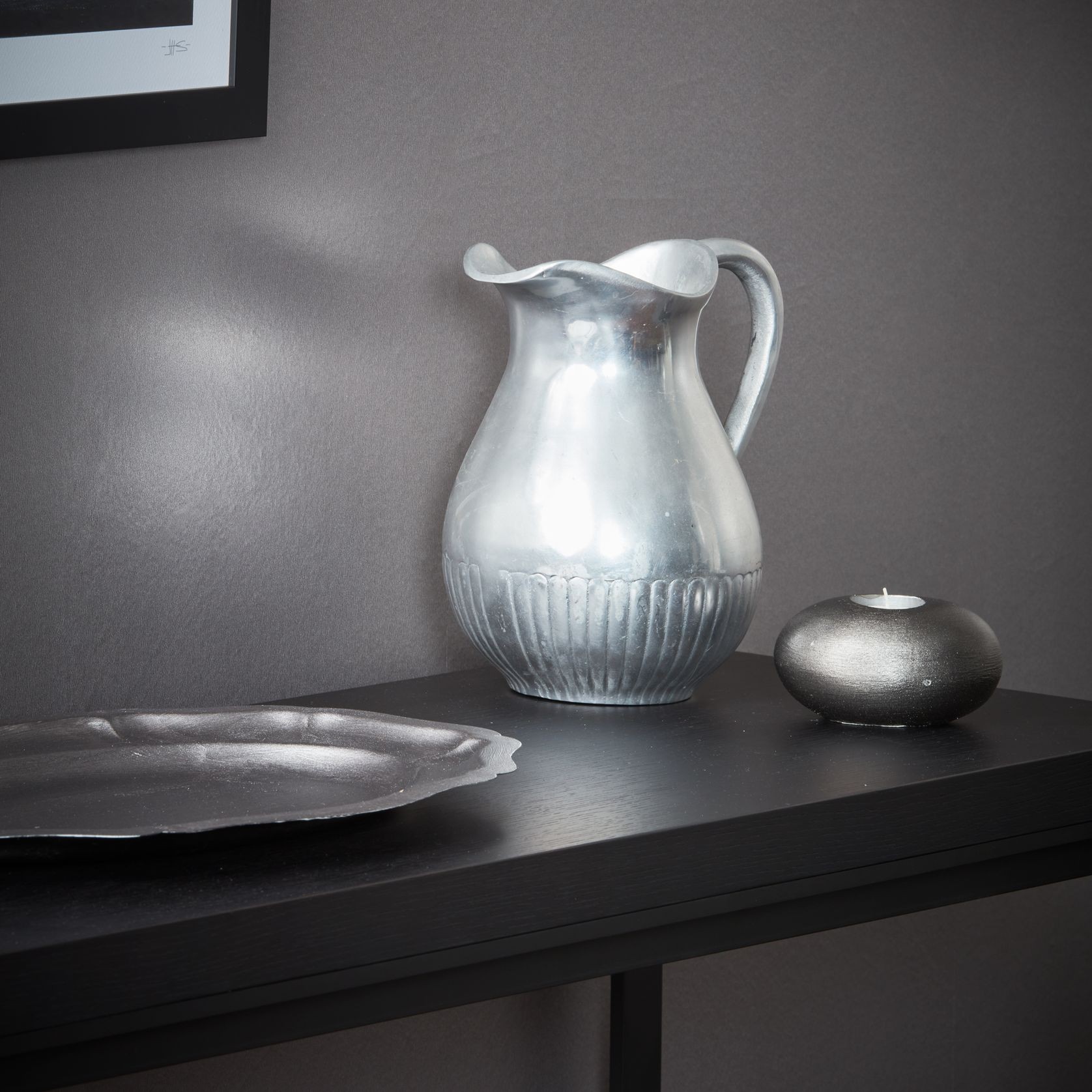 Shimmer by the roll Wallpaper gallery detail image