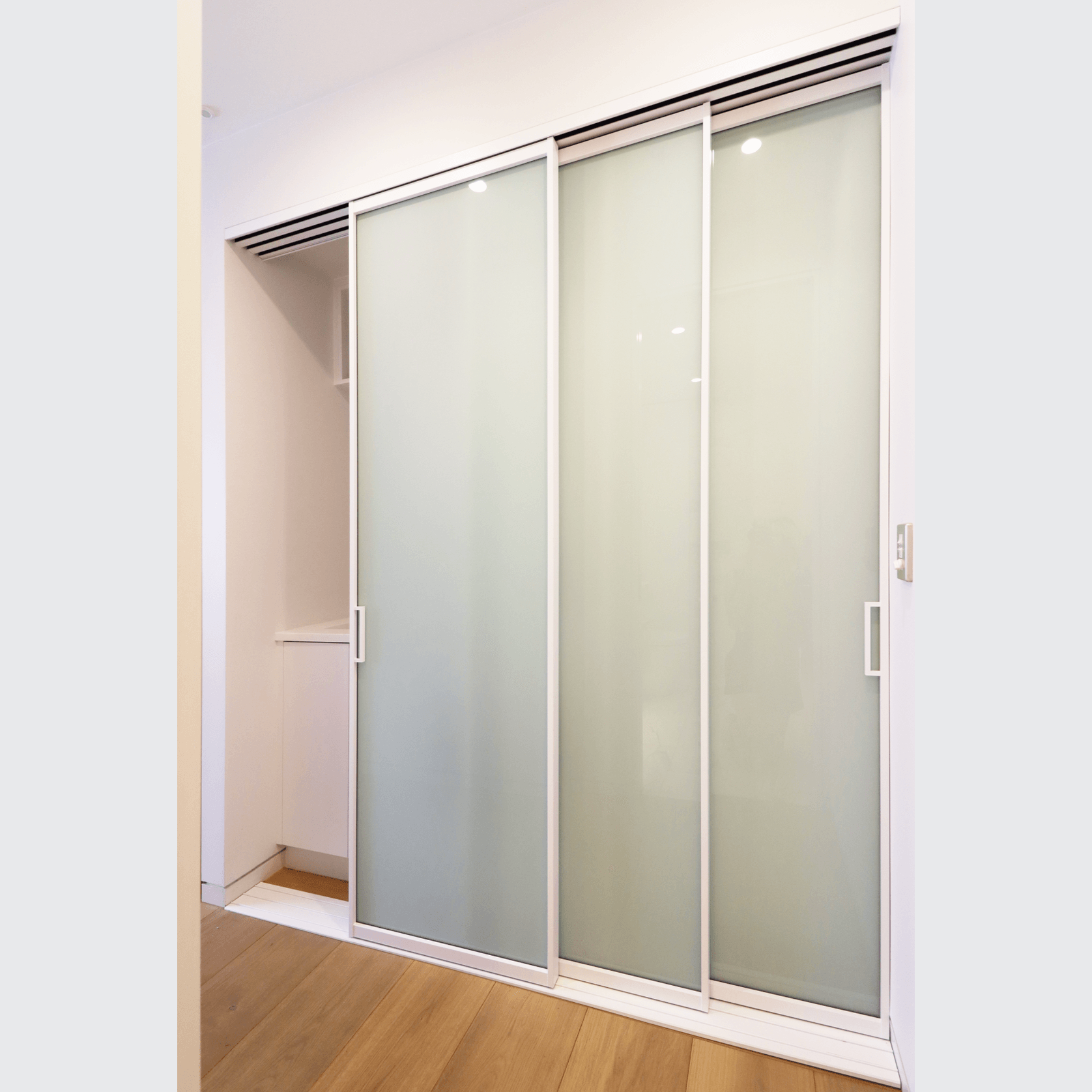 SlimLine Plus Sliding Doors gallery detail image