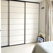 sliding door gallery detail image