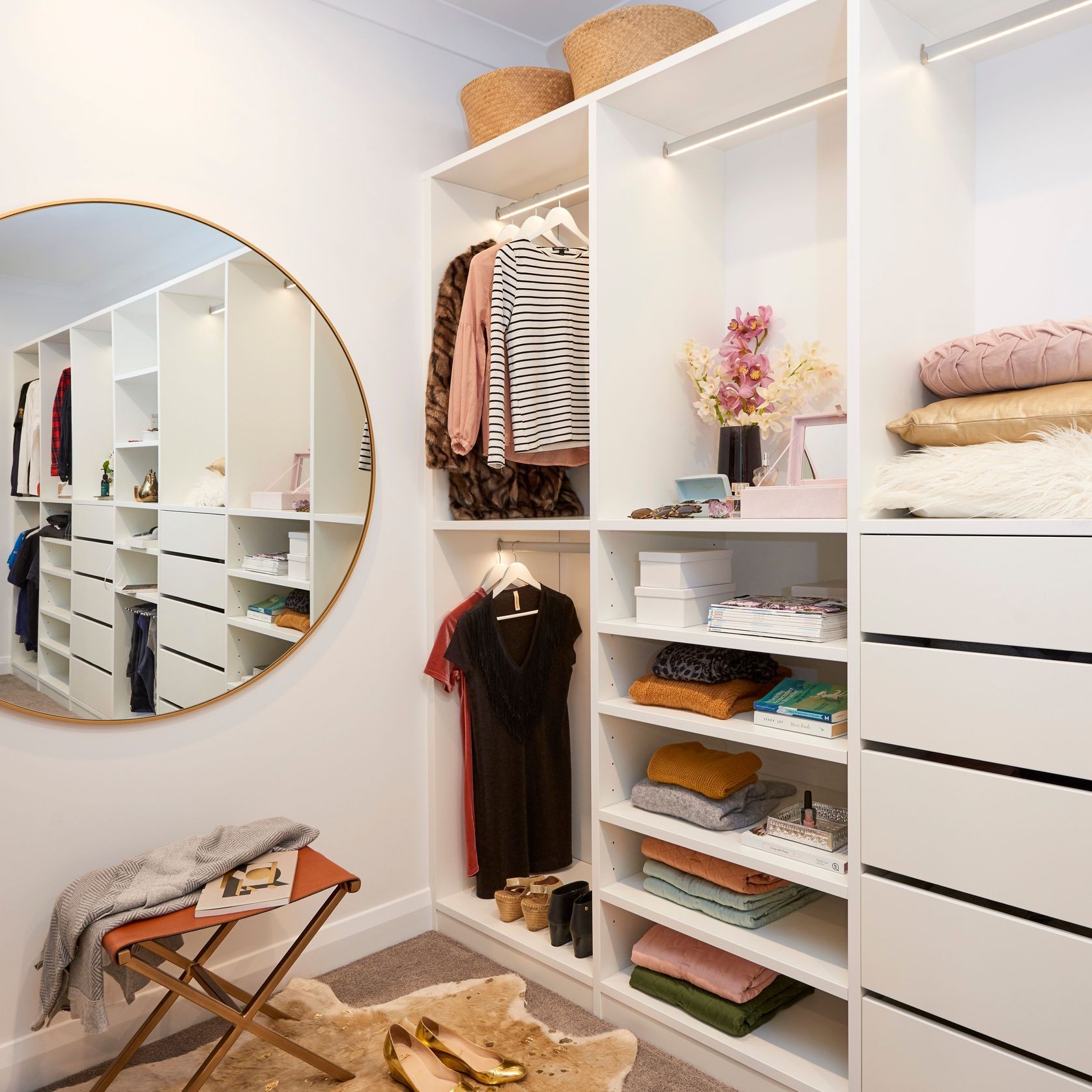 Custom Walk In Wardrobe gallery detail image