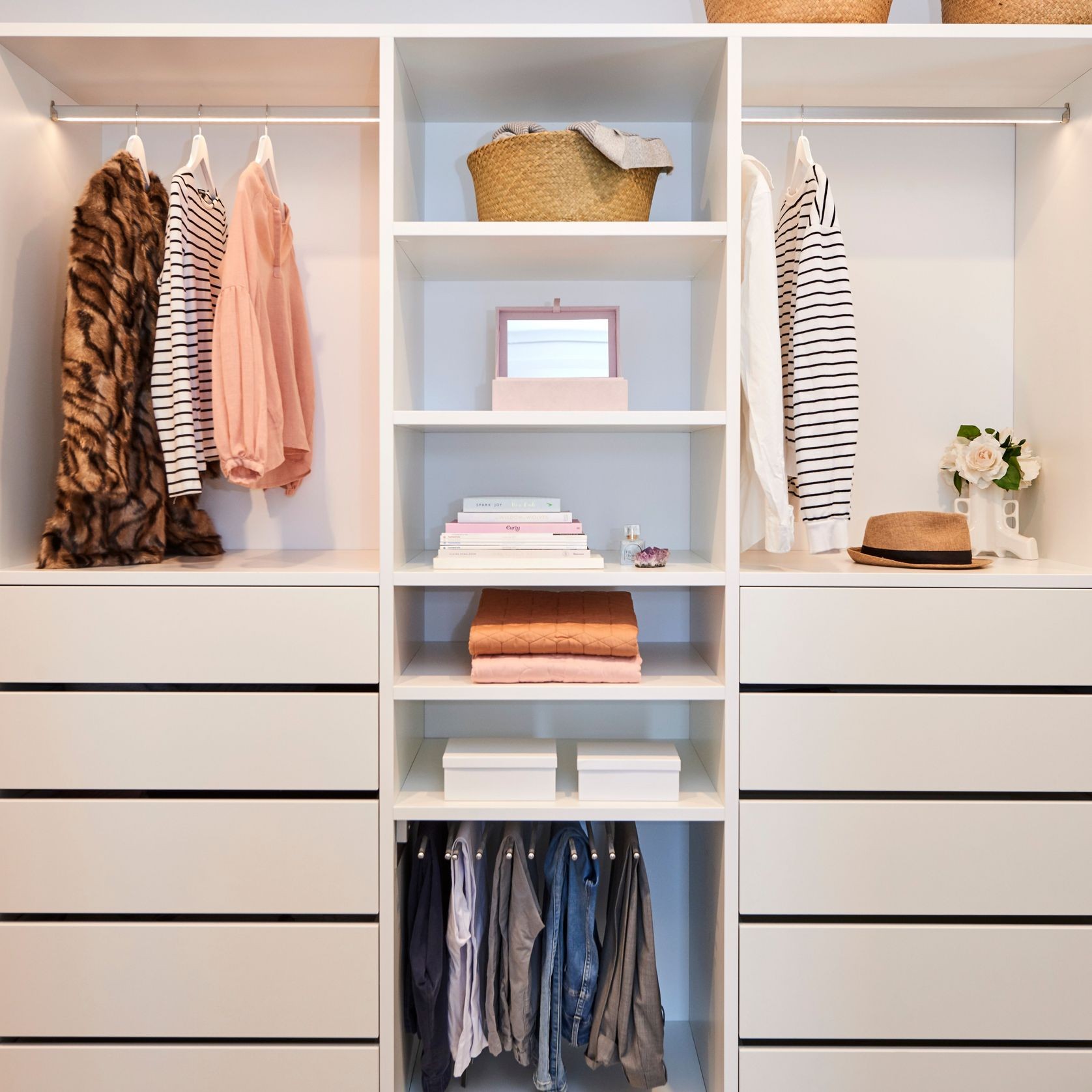 Custom Walk In Wardrobe gallery detail image