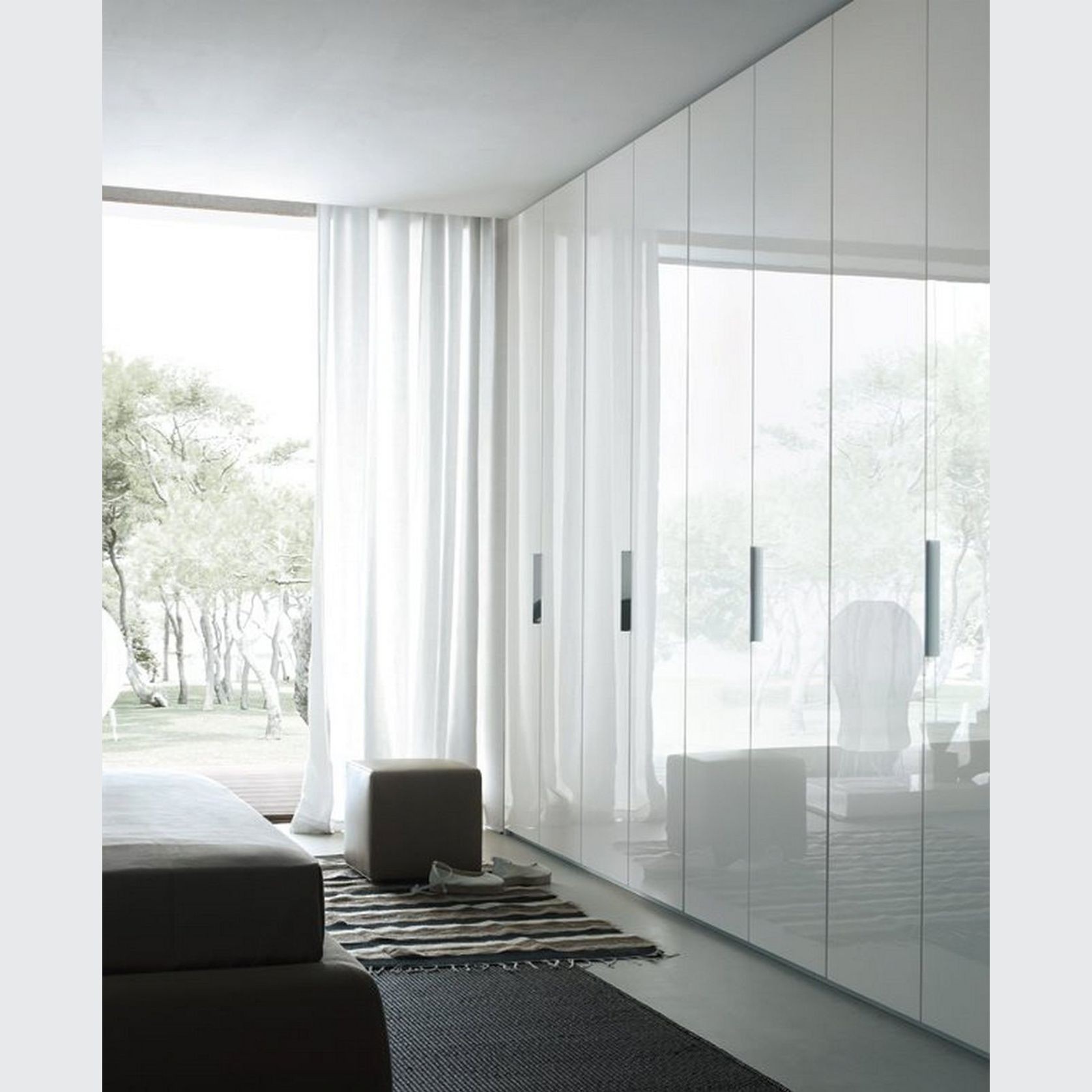 New Entry Wardrobe gallery detail image