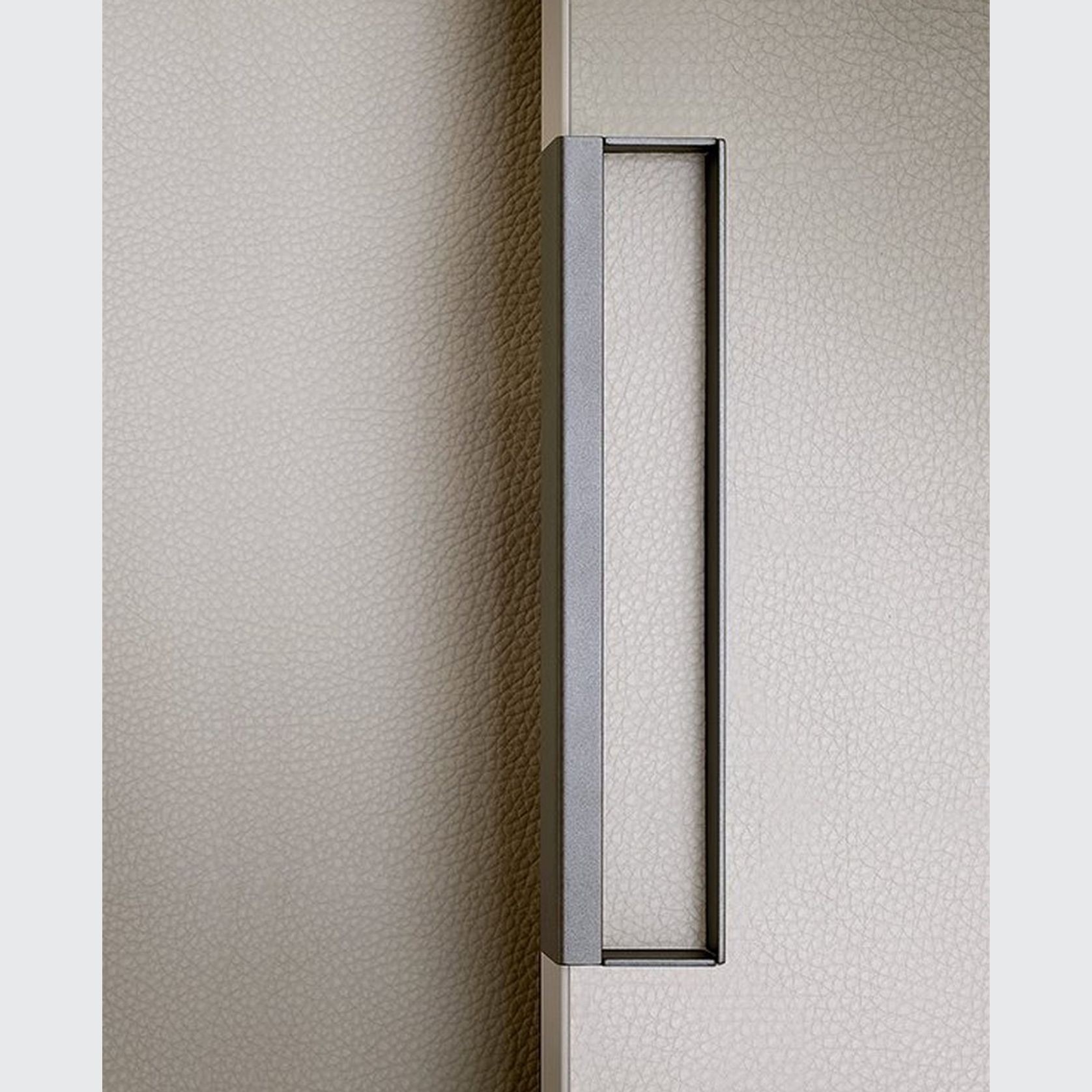 Skin Wardrobe gallery detail image