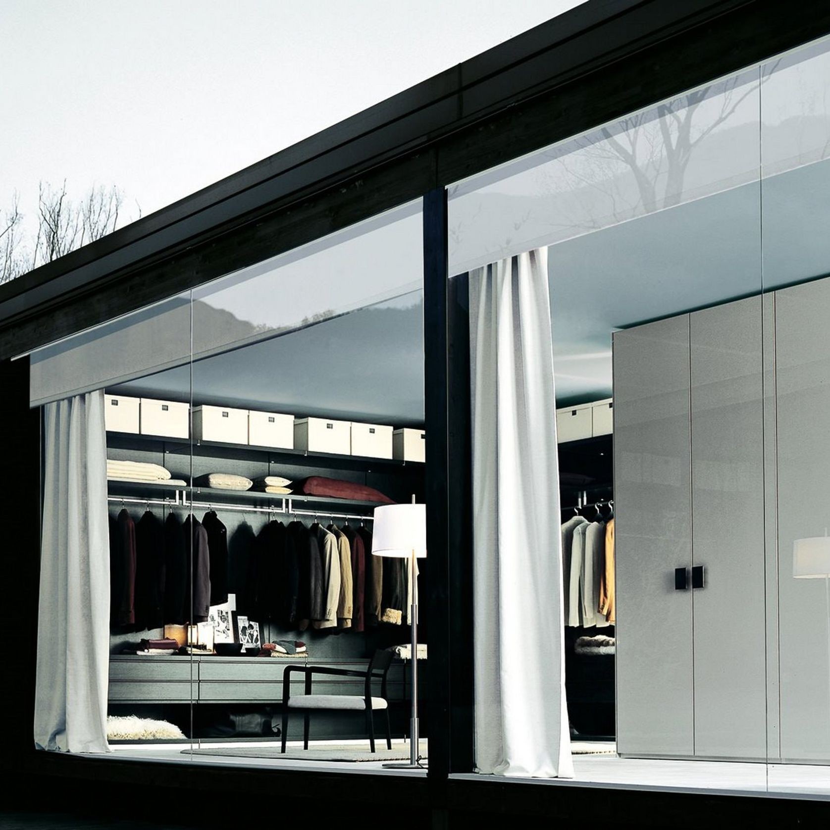 Ubik Walk-In Closet gallery detail image