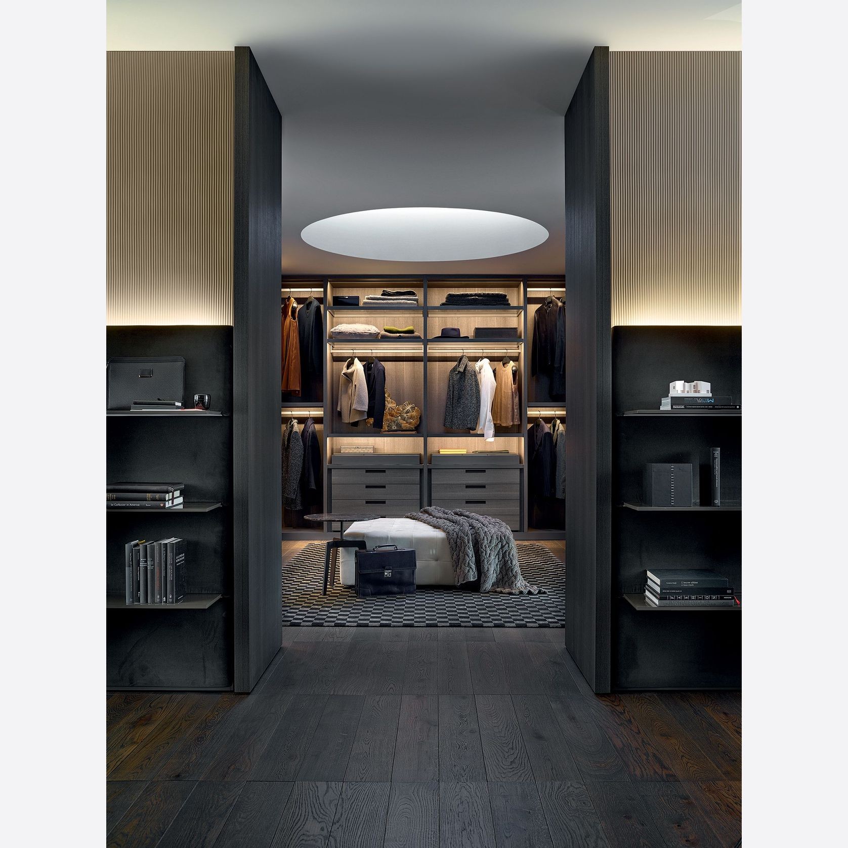 Senzafine Walk-In Closet gallery detail image