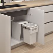 Compact Floor Mount 1 x 20L | Handle Pull | White gallery detail image