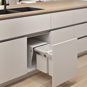 Compact Floor Mount 2 x 15L | Door Pull | White gallery detail image