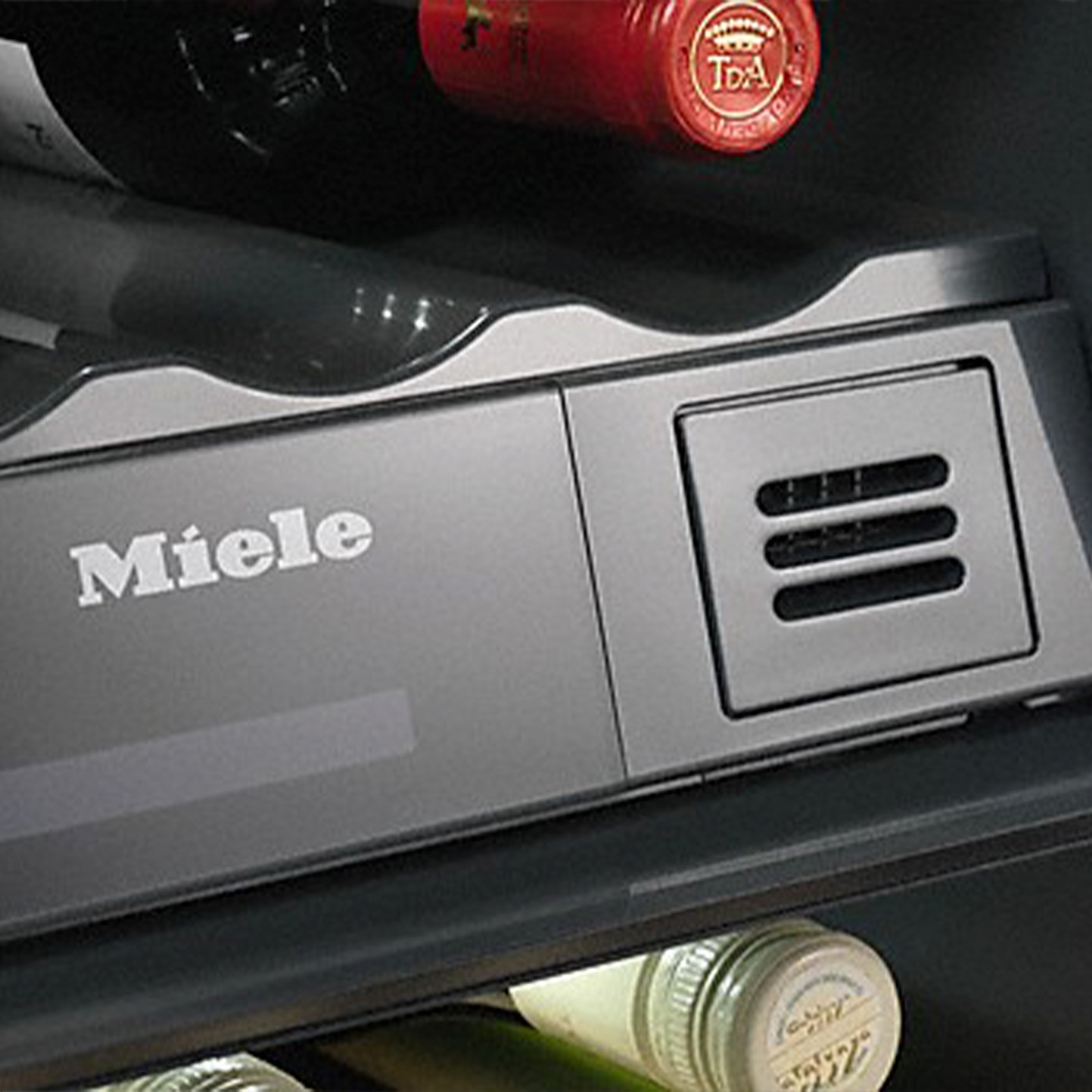 Miele KWT 6321 UG Wine Conditioning Unit gallery detail image