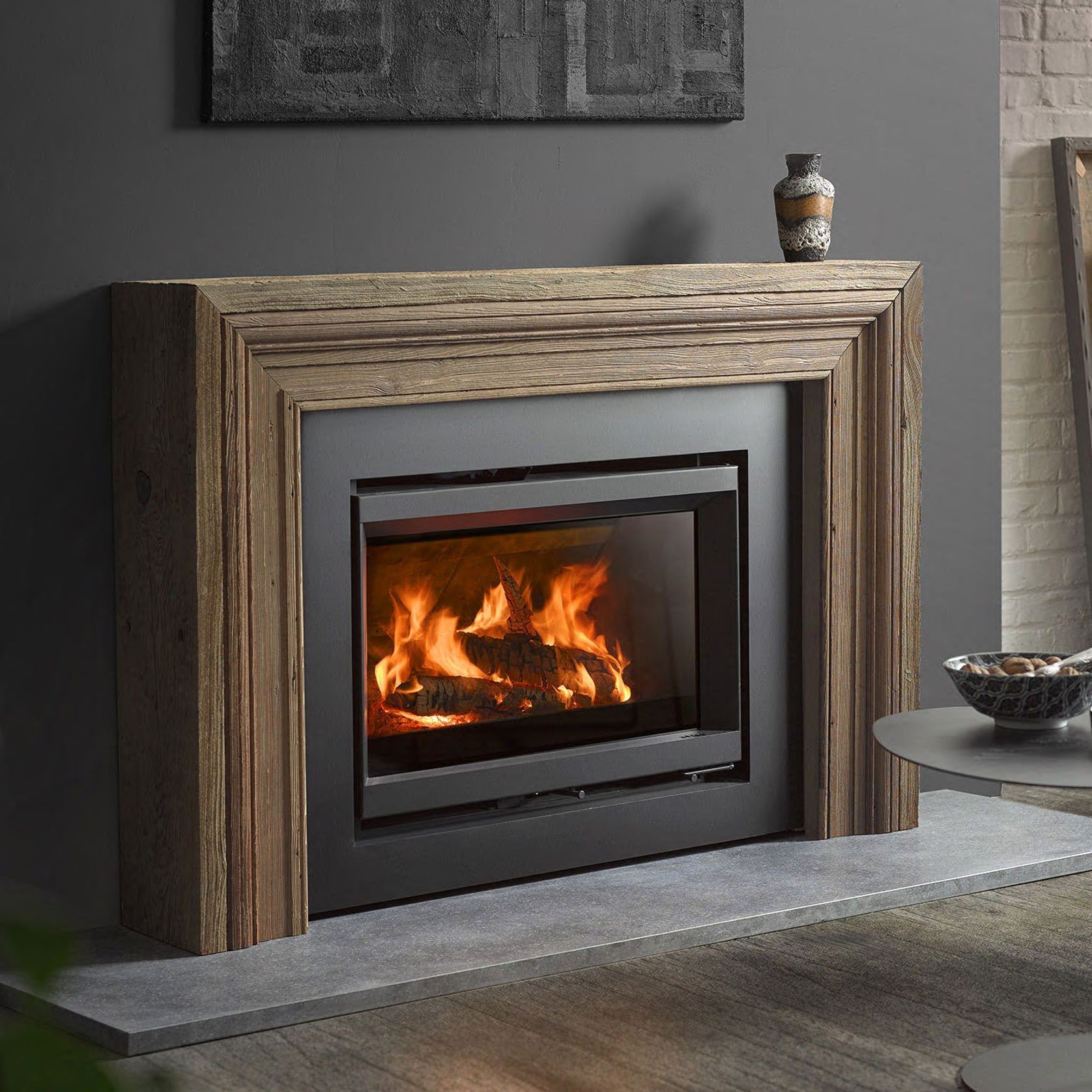 STUV 6 - 86-60 - Fireplace gallery detail image