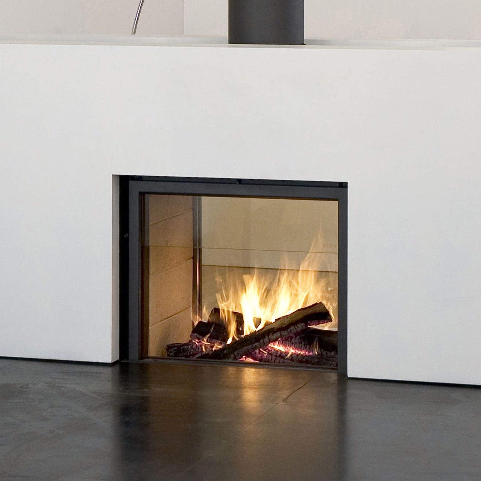 STUV 21 - 95 DF - Fireplace gallery detail image