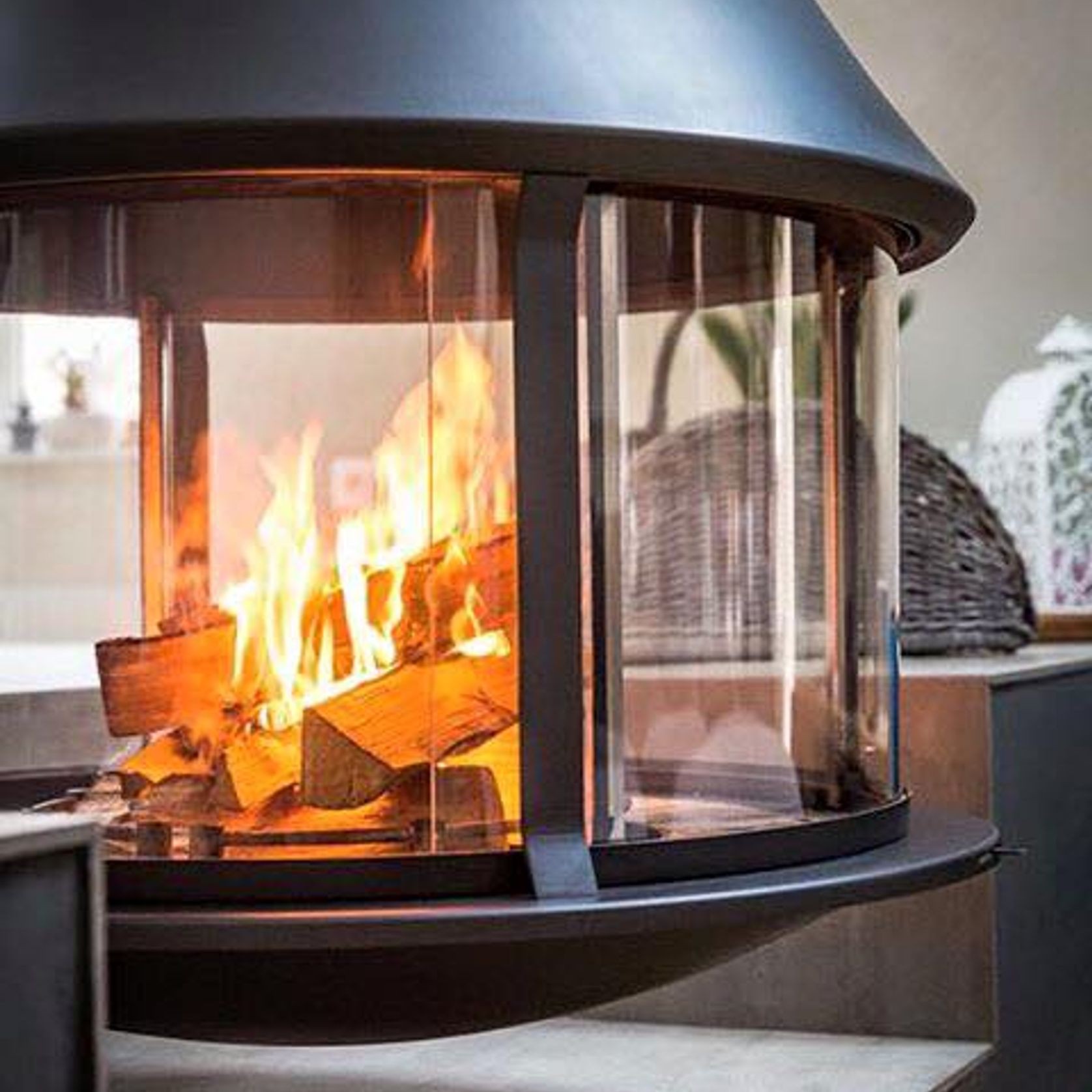 Jc Bordelet Zelia 908 Suspended Fireplace gallery detail image