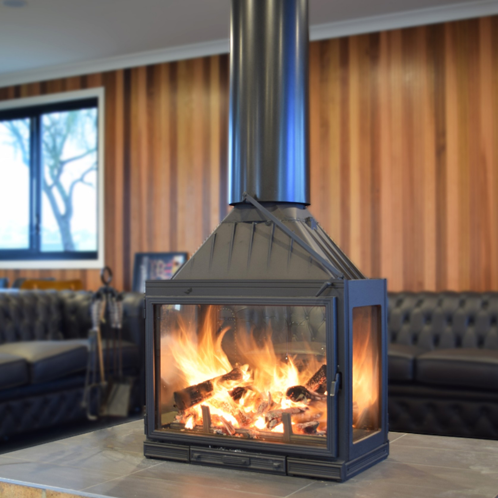 Seguin Multivision 8000 4 Sided Cheminee Fireplace gallery detail image