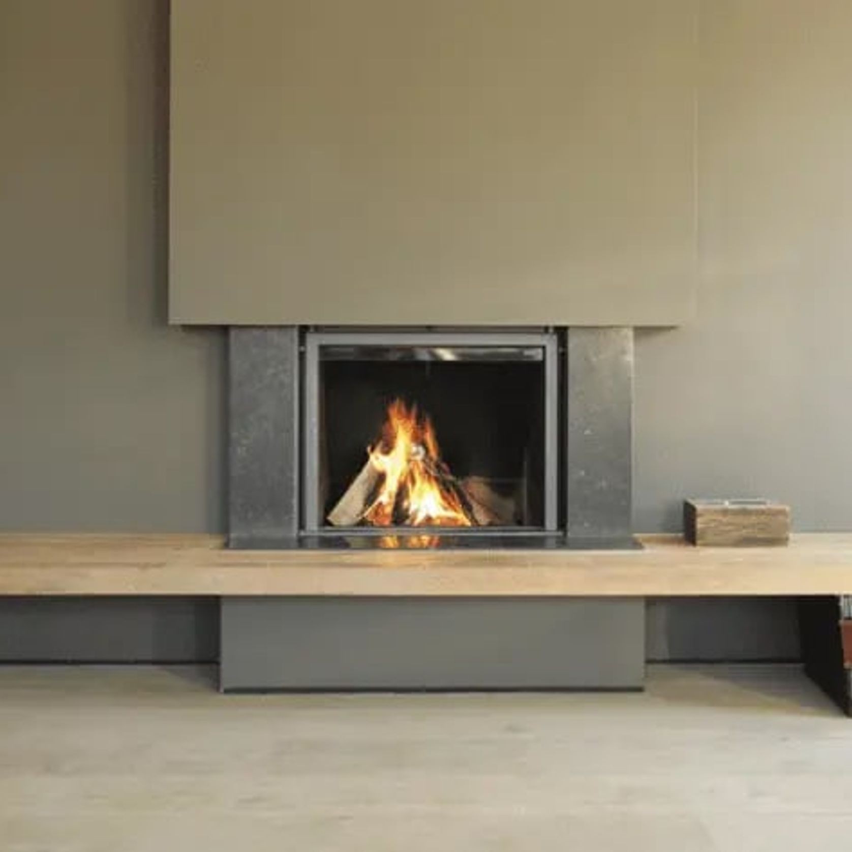 Stuv21/95 Single Sided Wood Fireplace gallery detail image