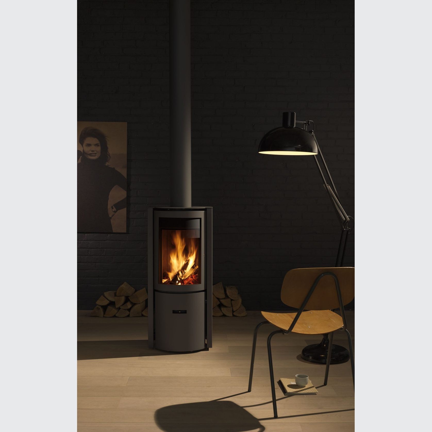 Stuv 30 Compact Low Freestanding Wood Fireplace gallery detail image