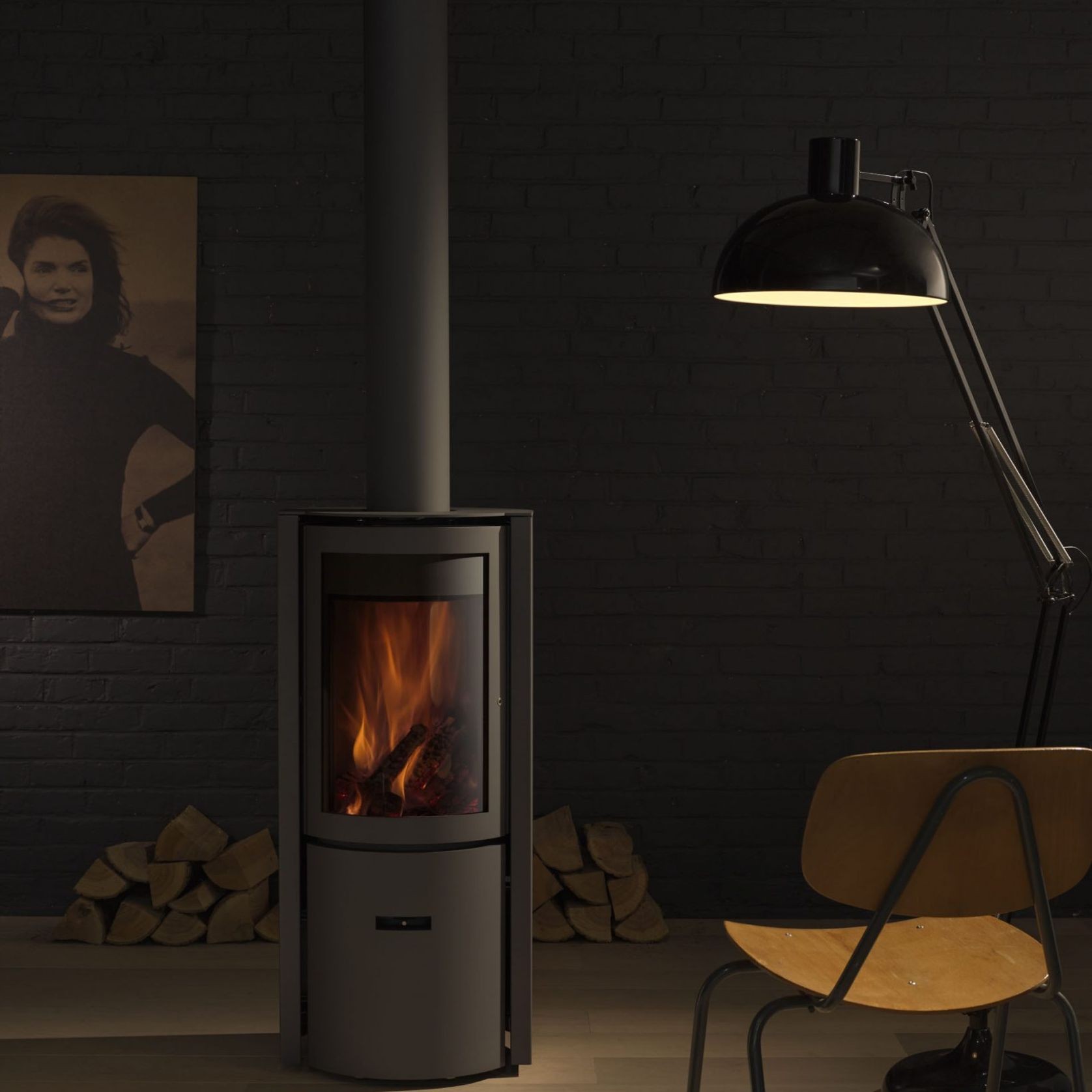 Stuv 30 Compact Low Freestanding Wood Fireplace gallery detail image