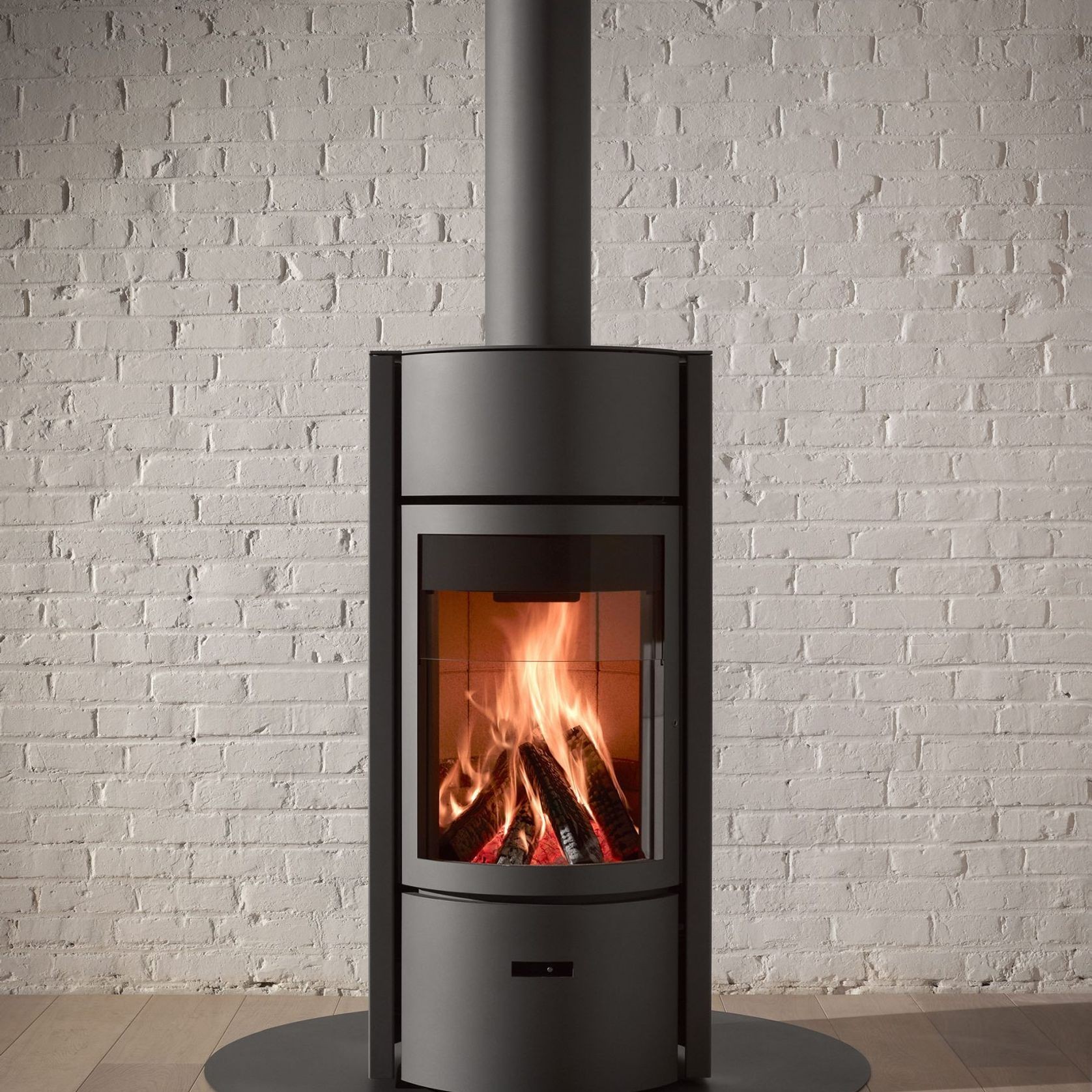 Stuv 30 Low Freestanding Wood Fireplace gallery detail image