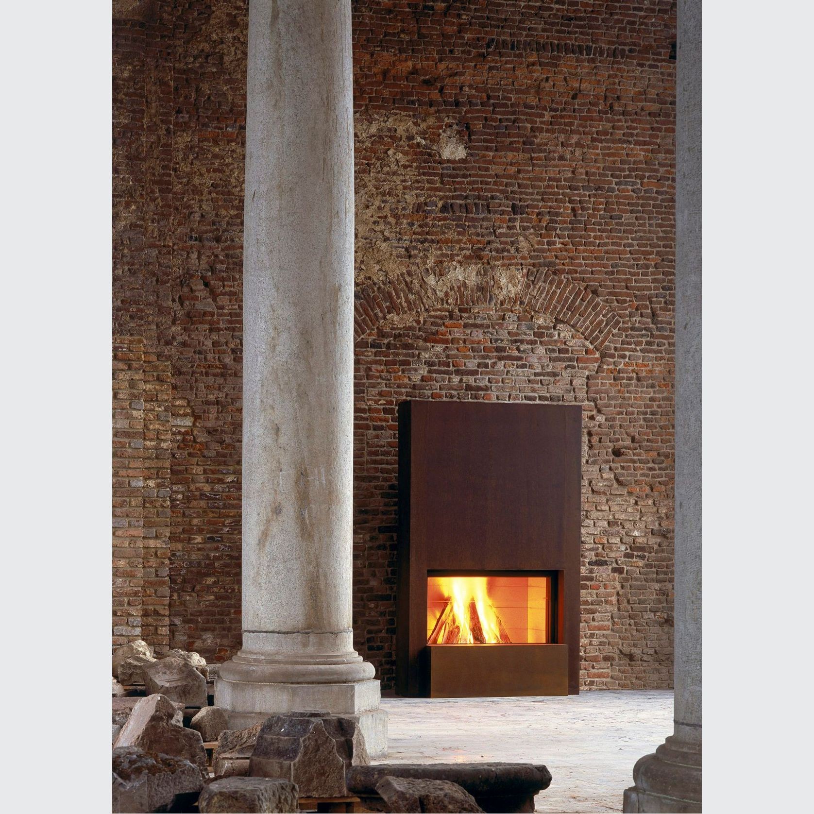 Stuv 21 - Single Sided Built-in Fireplace gallery detail image