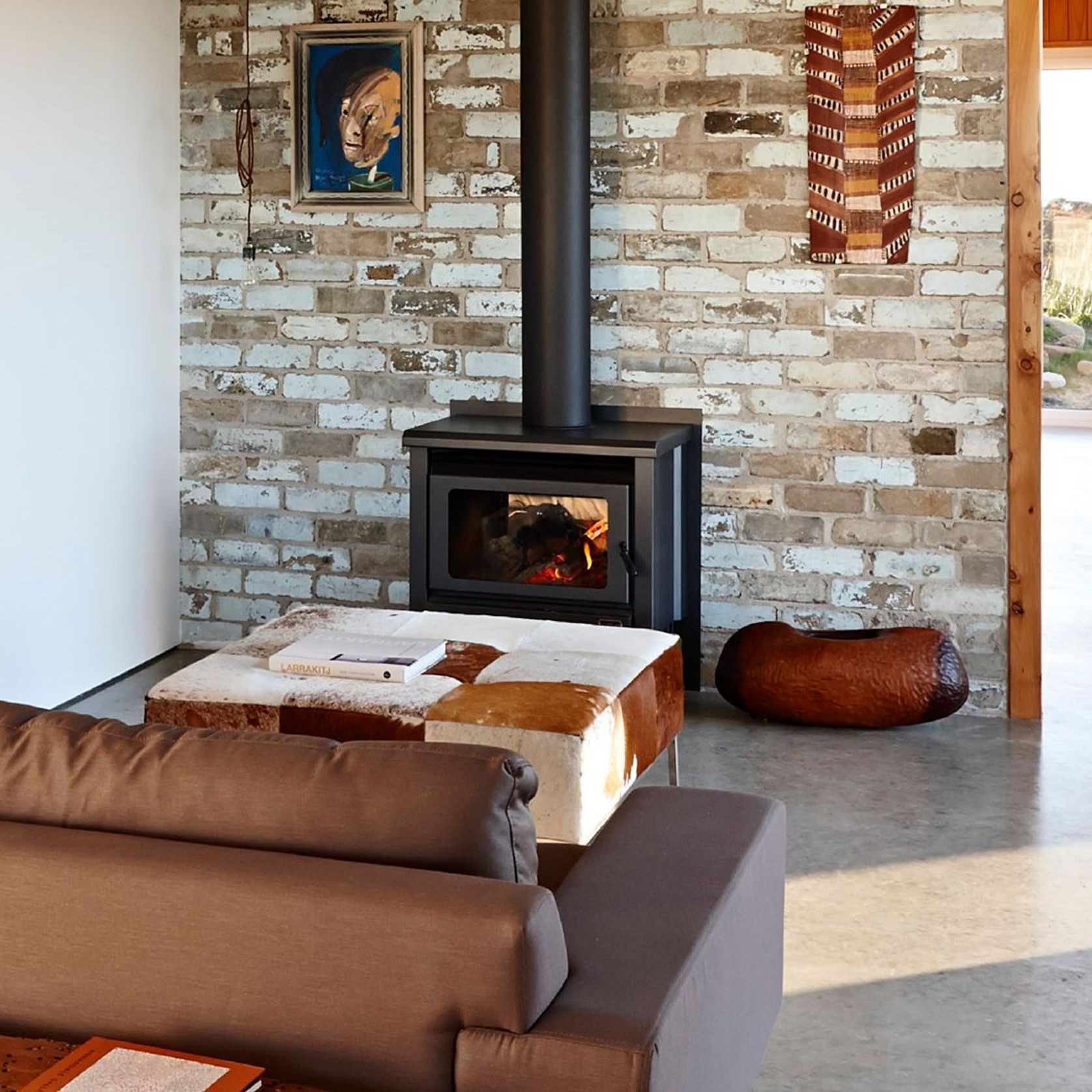 Kemlan-Coupe Wall Penetration Double Sided Rural Wood Fireplace gallery detail image