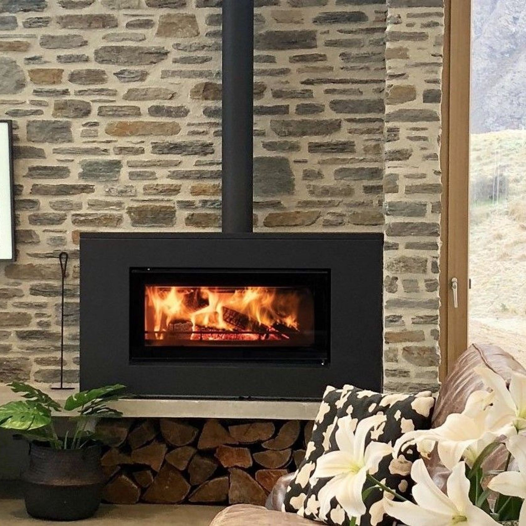 Stovax Studio 2 (NZ) ZCB Freestanding Wood Fireplace gallery detail image