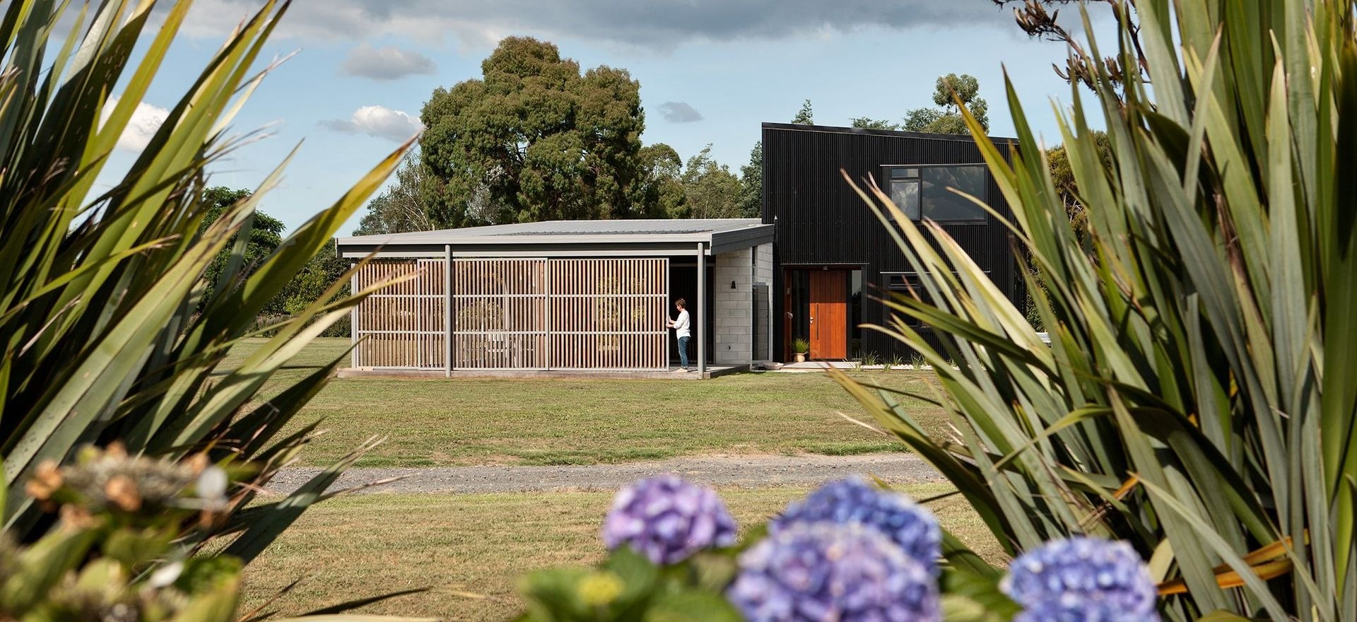 Exploring New Zealand's diverse house styles, inside and out