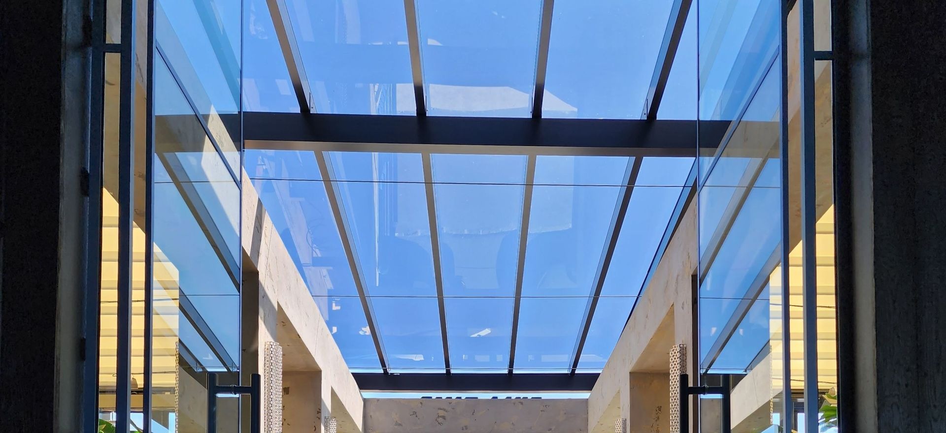 Ingenious glazing design for New Zealand’s Full Time Sports Bar