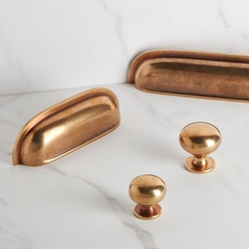 Armac Martin Withenshaw Cabinet Handle Collection