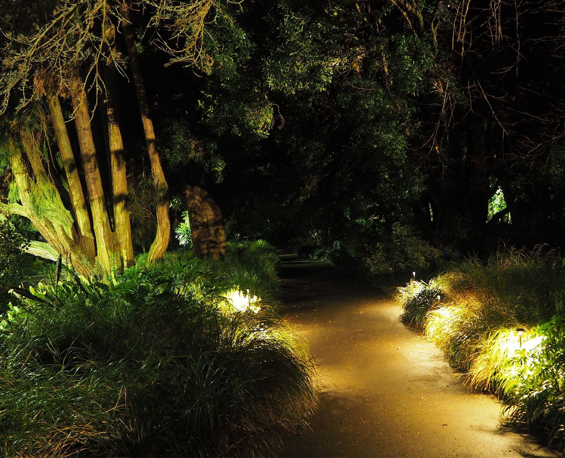 The range top outdoor lanterns