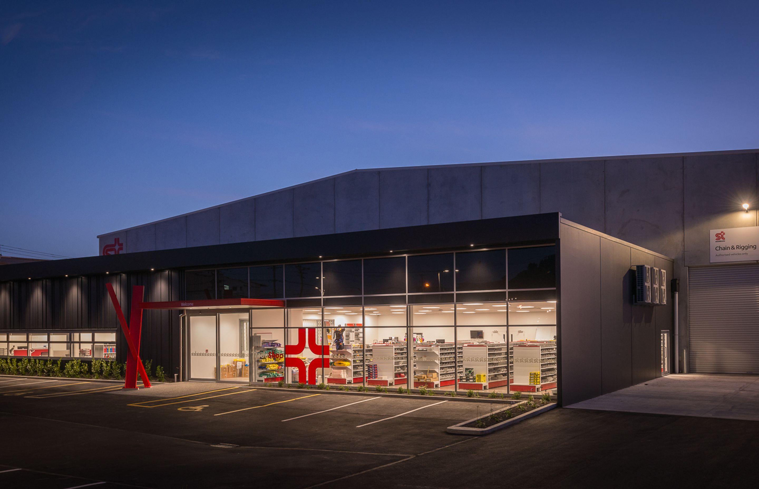 Chambers Properties Steel & Tube, Dunedin by Alan Dove Photography