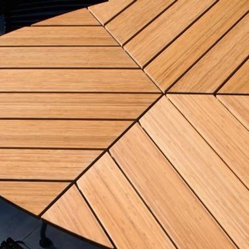 LEAF Outdoor Dining Table