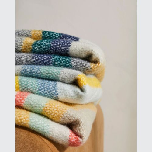 Weave Home Fetlar Wool Throw - Royal