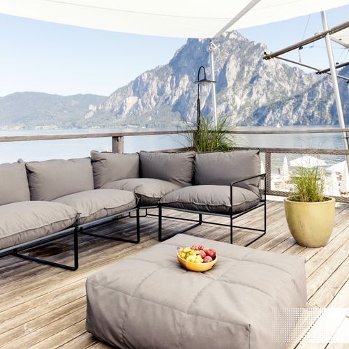 Soliday Lounge | Outdoor Furniture