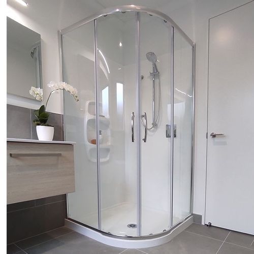 Arena Curved Shower Door
