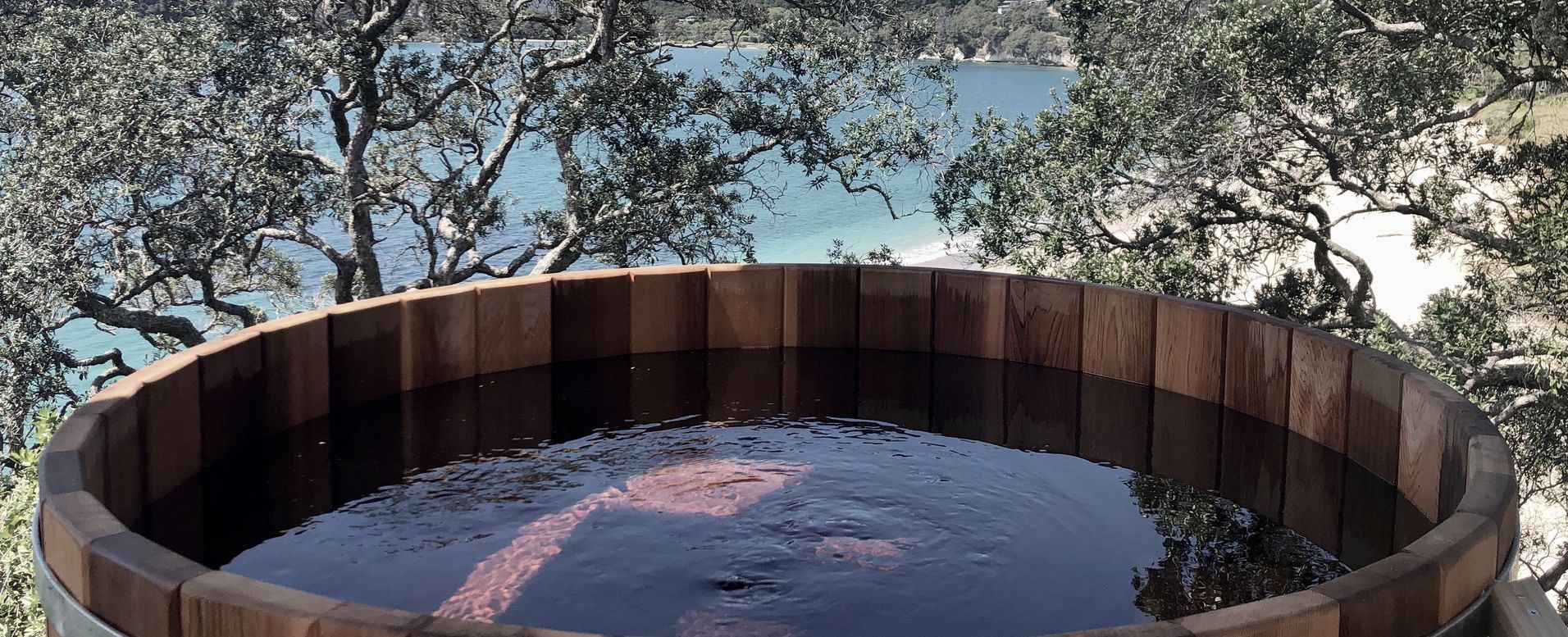 Colonial Hot Tubs Banner image