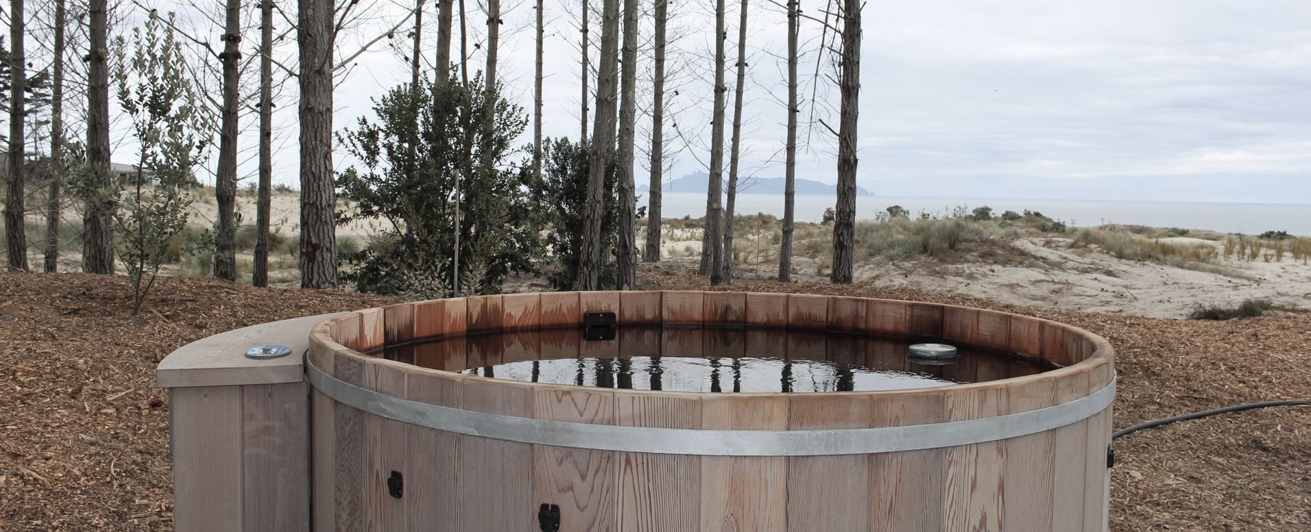 Colonial Hot Tubs Banner image