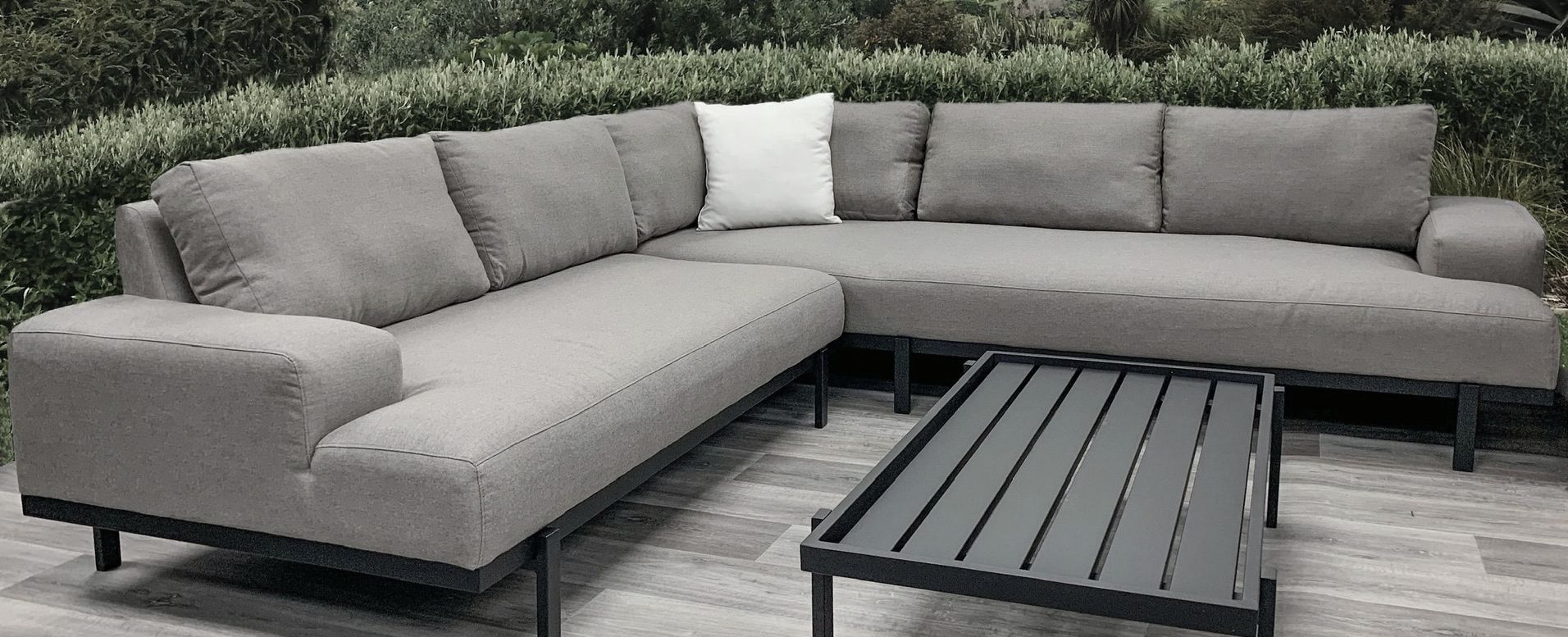 Modern Style Outdoor Furniture Banner image