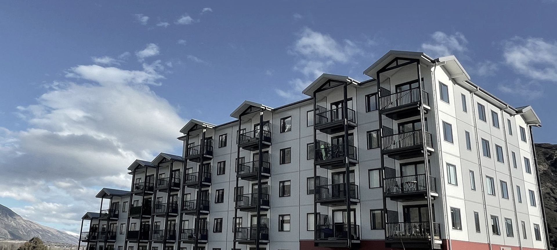 Toru Apartments, Queenstown by Flashclad ArchiPro NZ