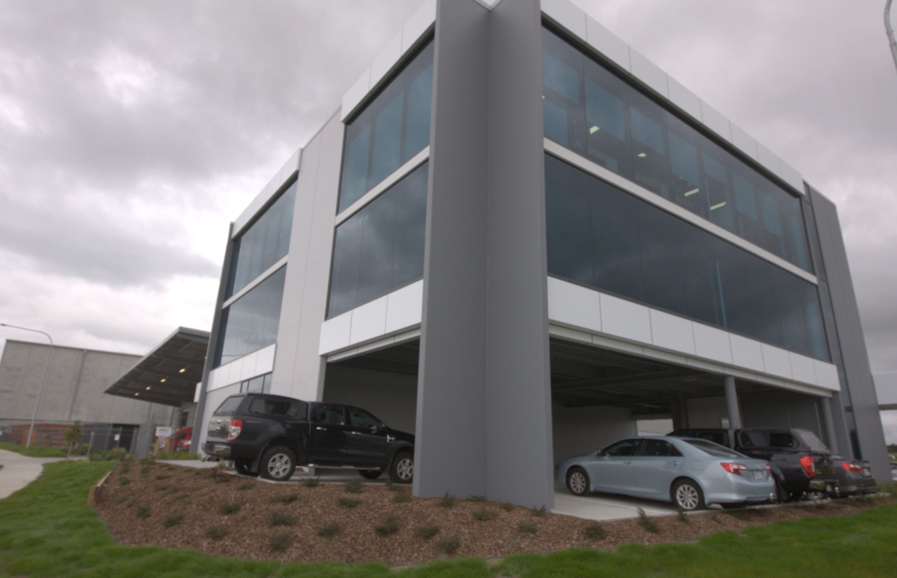 Makita Office Warehouse by Q Construction ArchiPro NZ