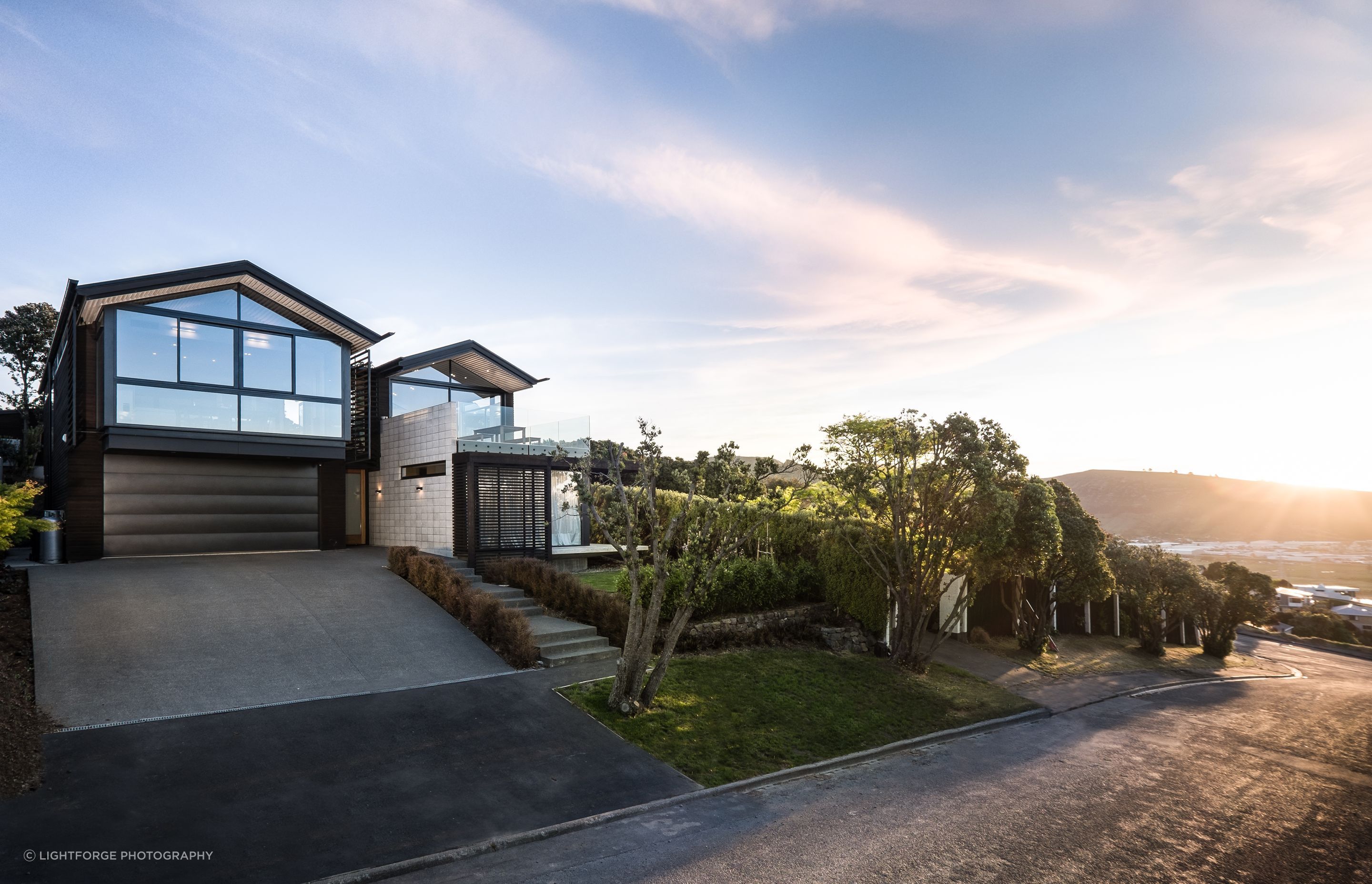 Hilltop Lane House by Borrmeister Architects ArchiPro NZ