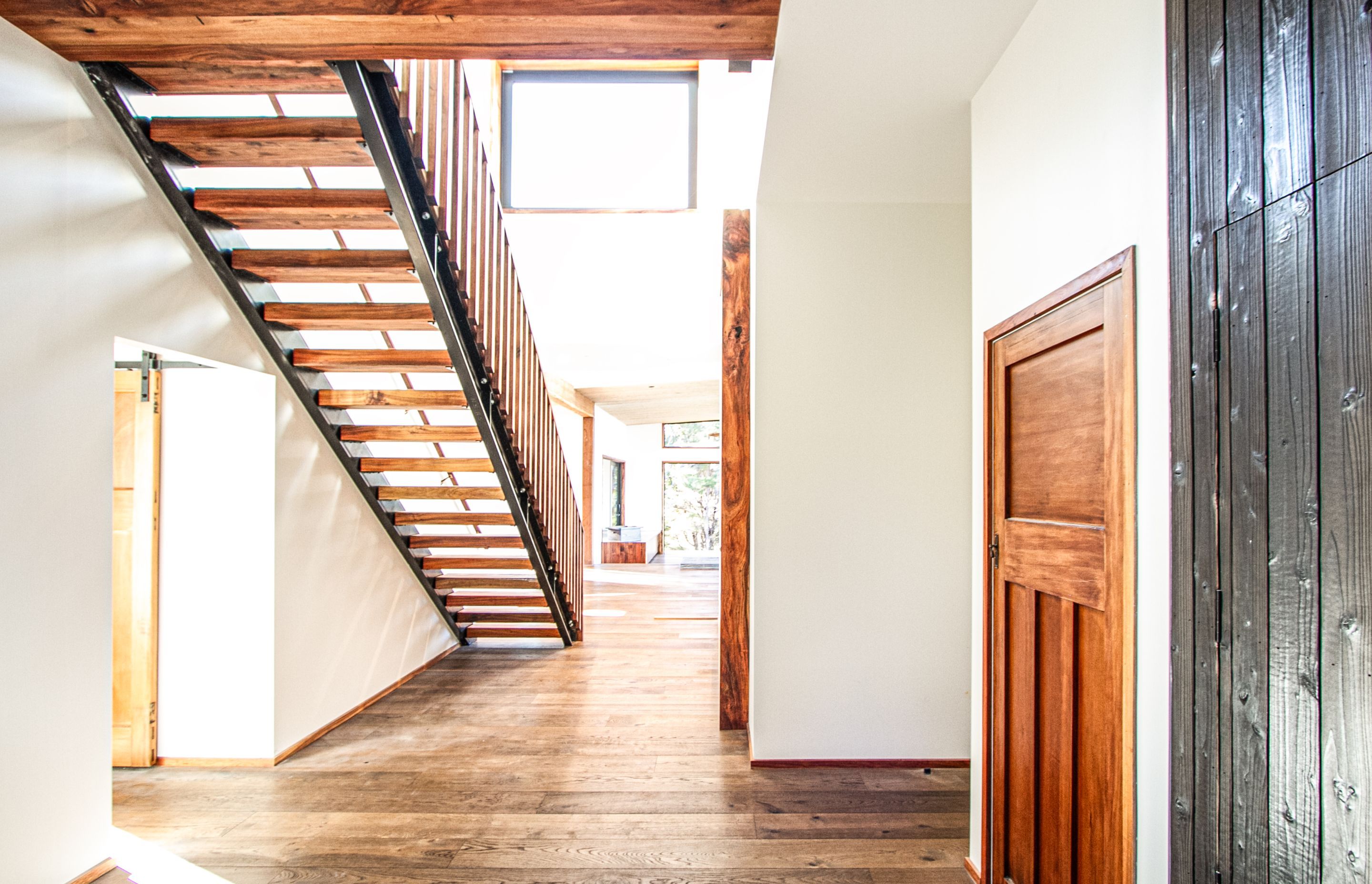 Foyer-CB2000.jpg