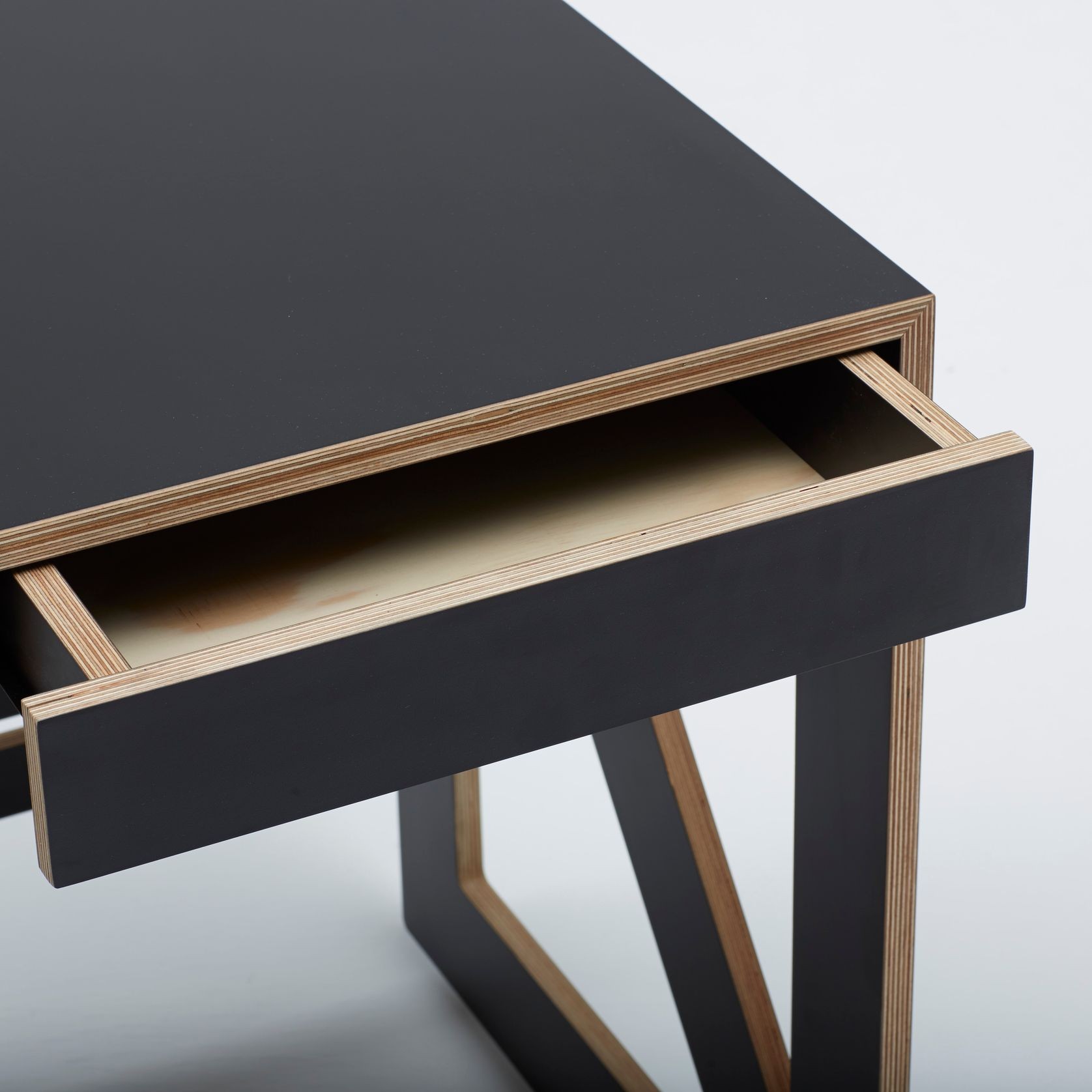 Stark Desk gallery detail image