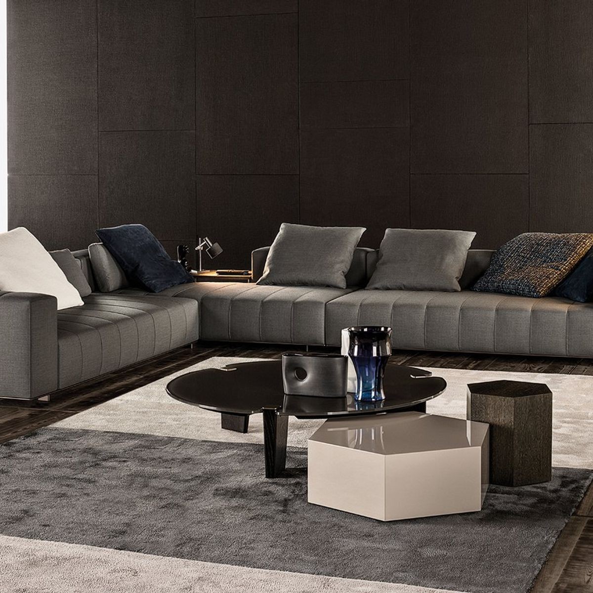 Minotti online freeman sofa