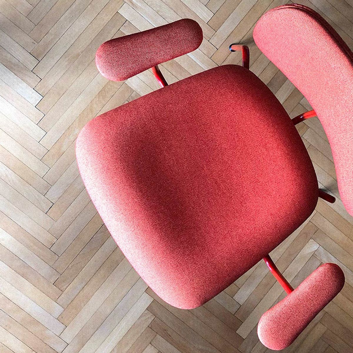 Nod chair best sale