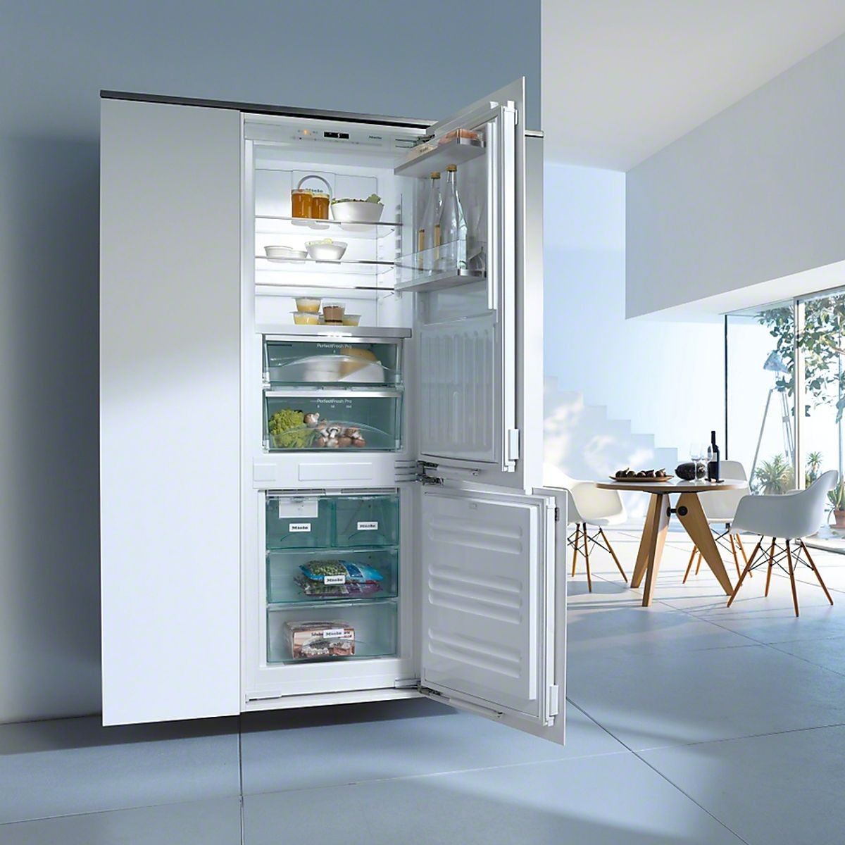 Miele fridge freezer clearance with ice maker