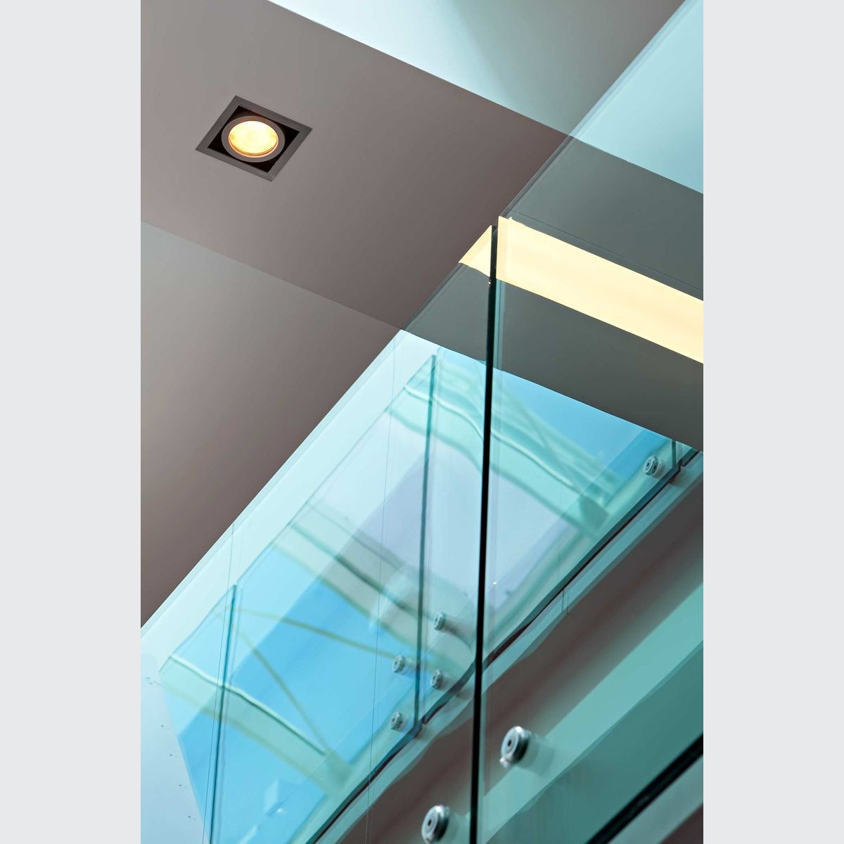 Battery downlights deals
