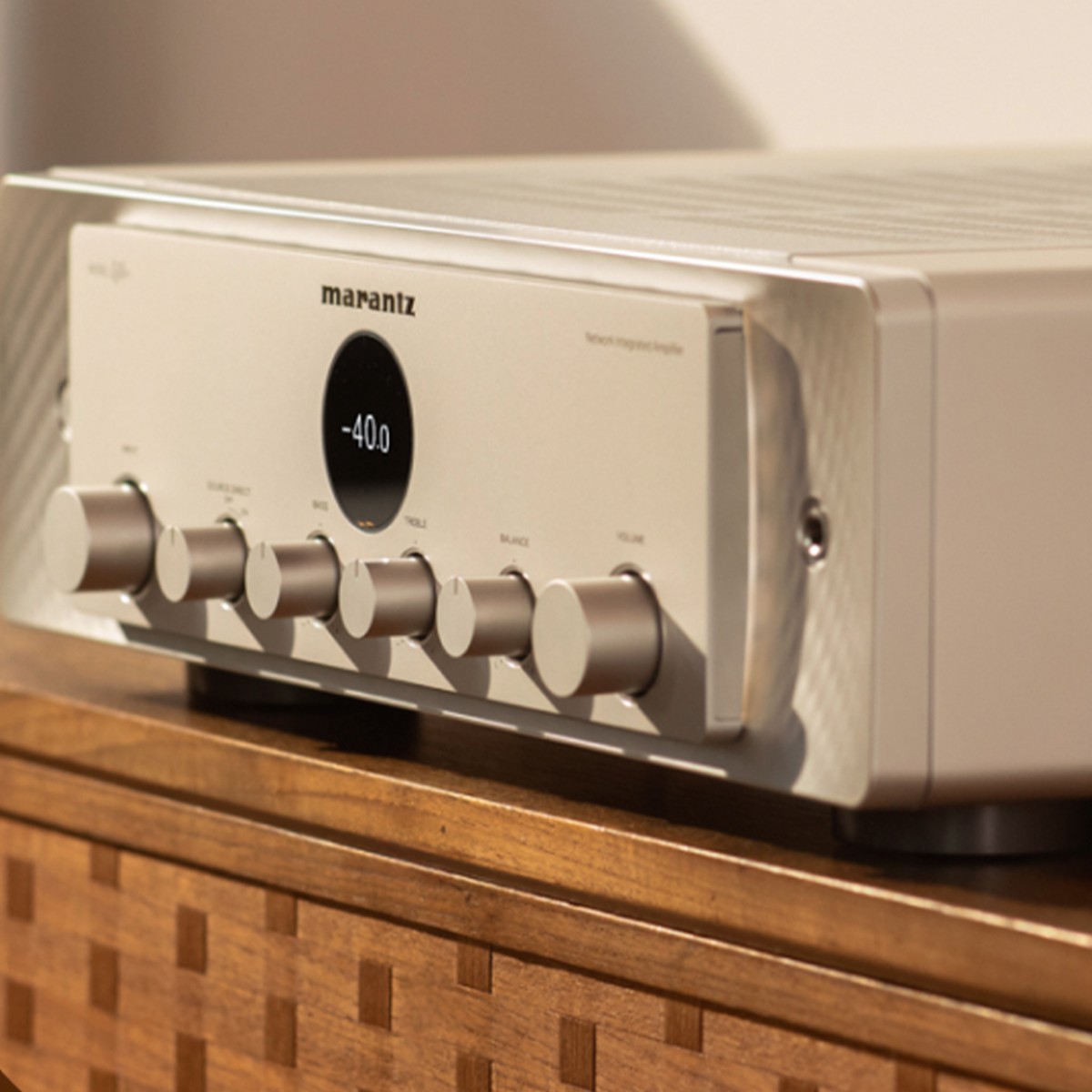 Marantz Model 40n Integrated Stereo Amplifier | ArchiPro NZ Marantz Model 40n Integrated Stereo Amplifier | ArchiPro NZ