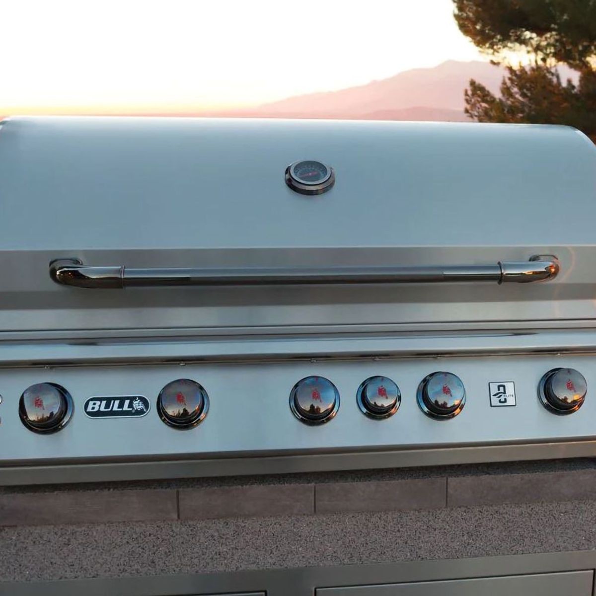 Brahma grill top