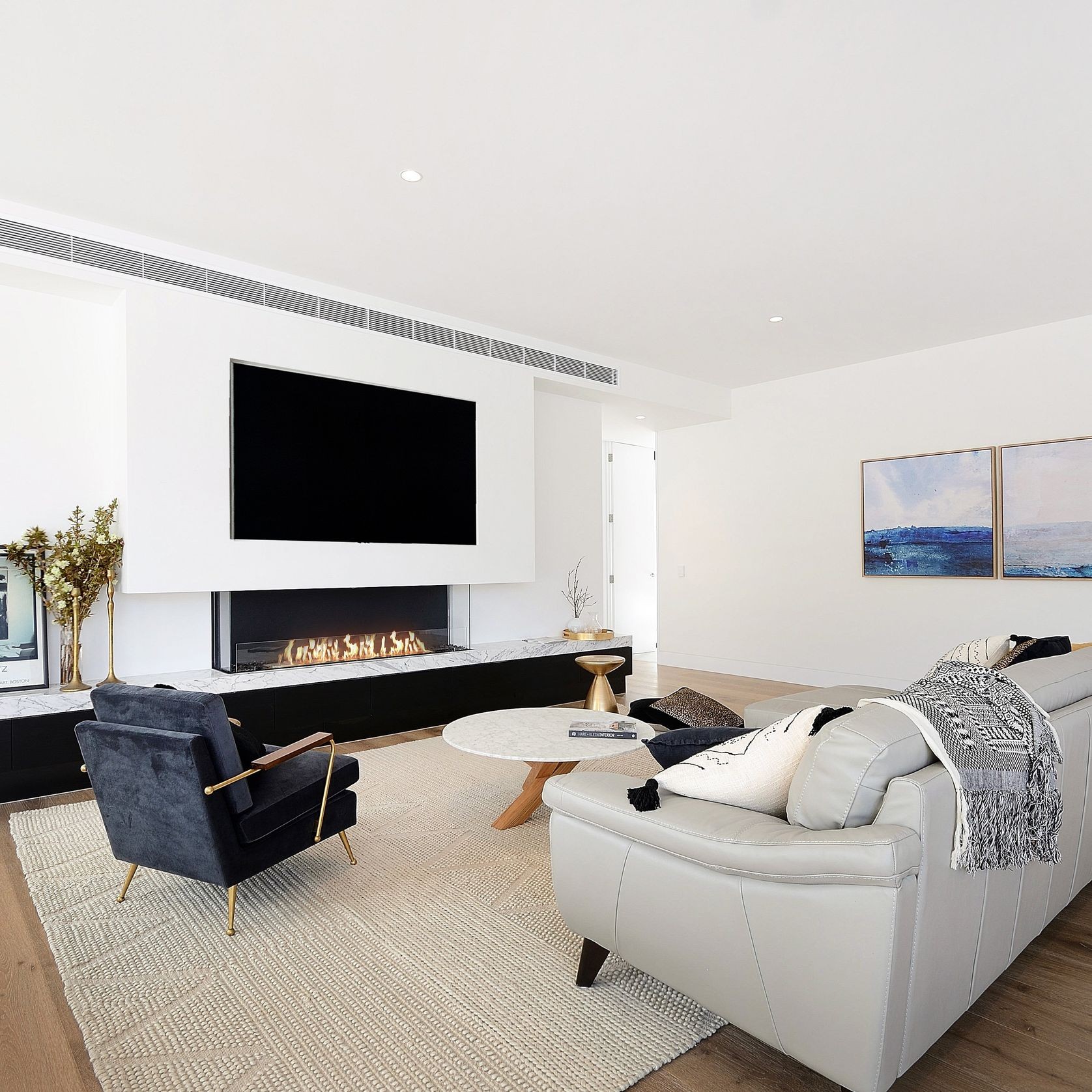 EcoSmart™ Flex 68BY Bay Fireplace Insert gallery detail image