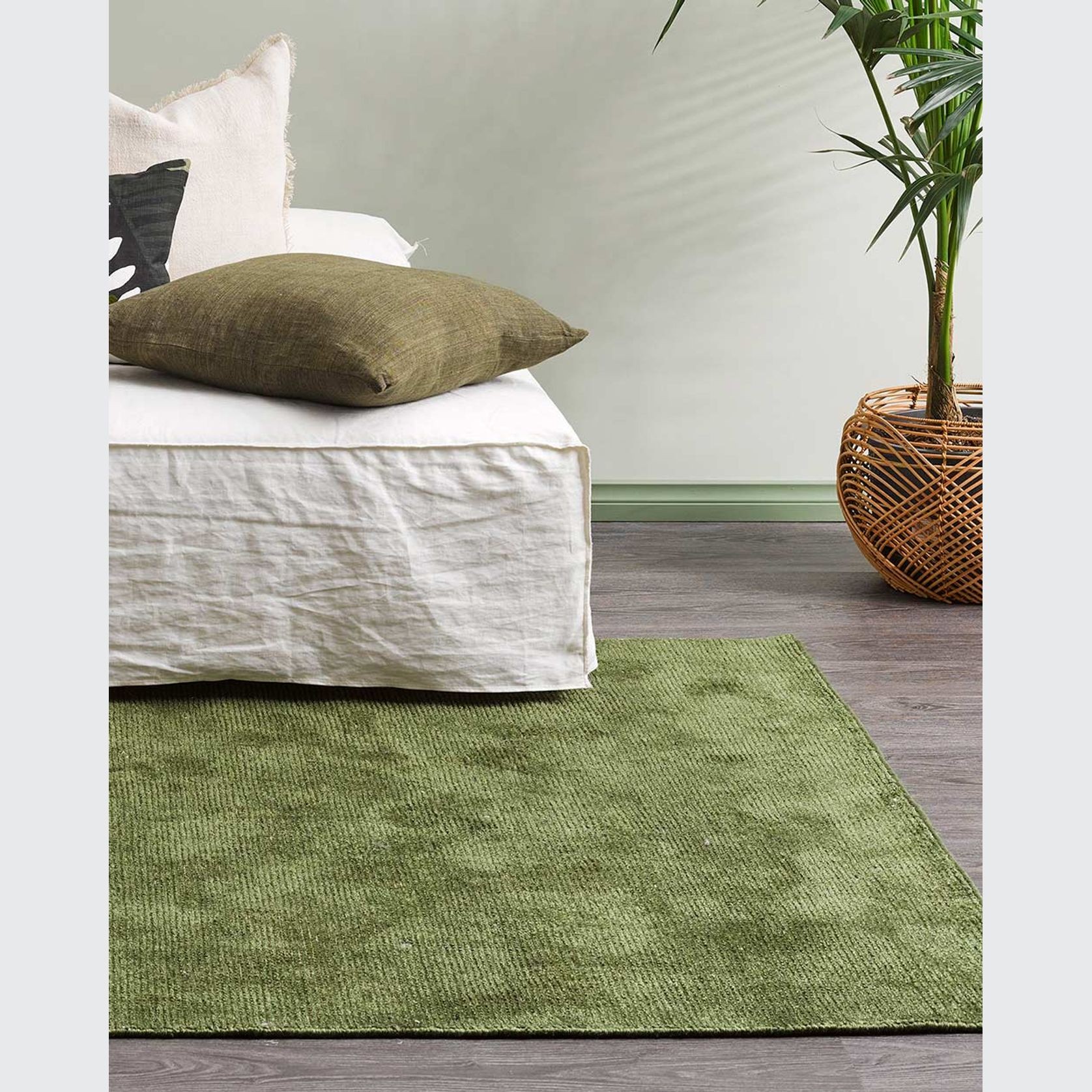 Baya Orakei Outdoor Rug - Leaf Green gallery detail image