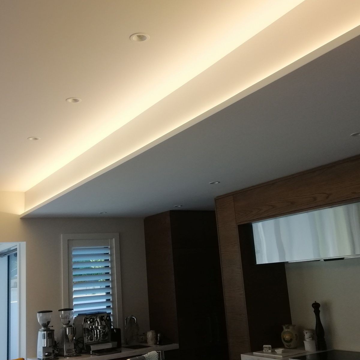 Led pelmet lighting sale